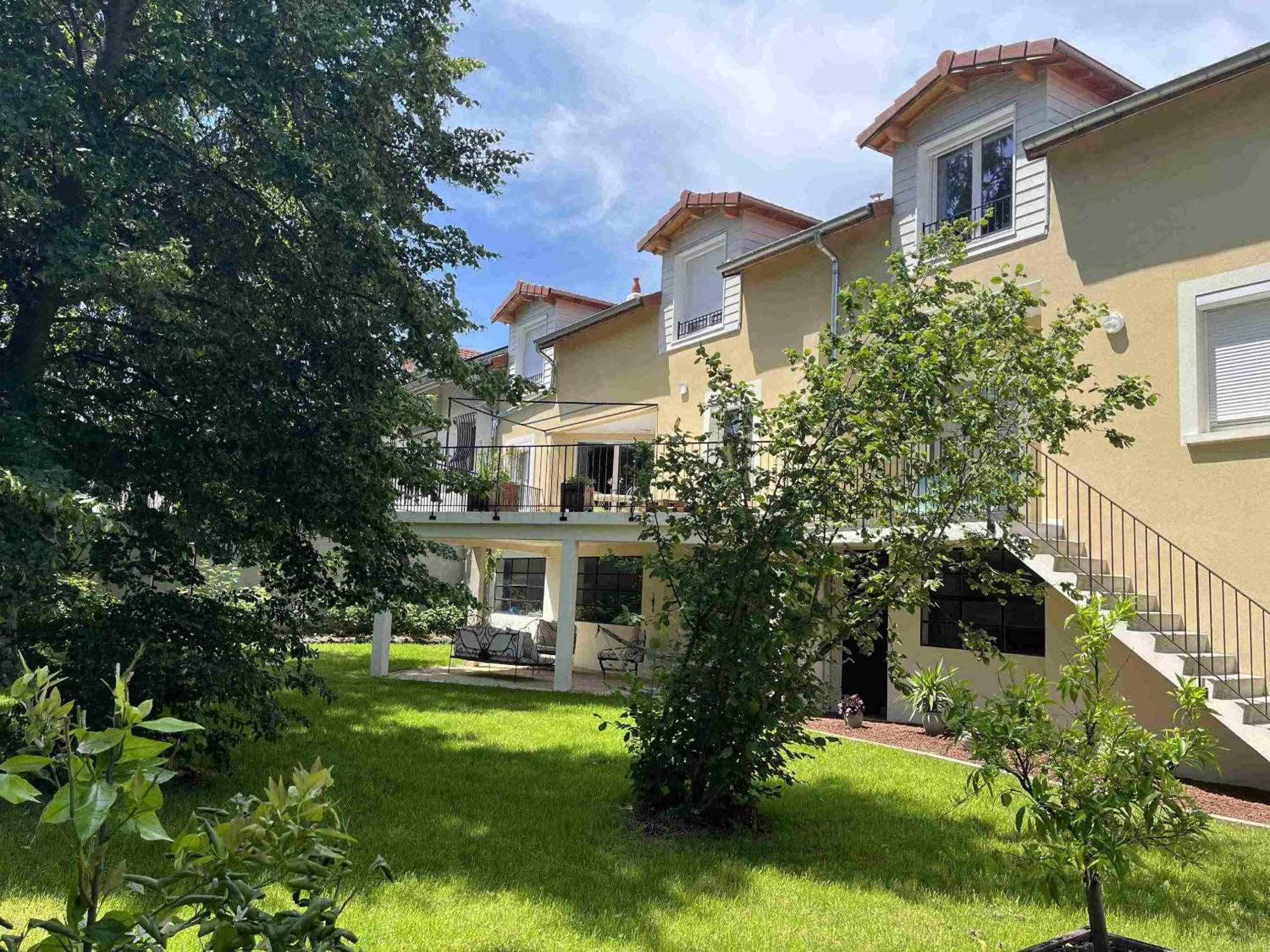 Le Jardin Du Dolaizon Bed & Breakfast Le Puy-en-Velay Exterior photo